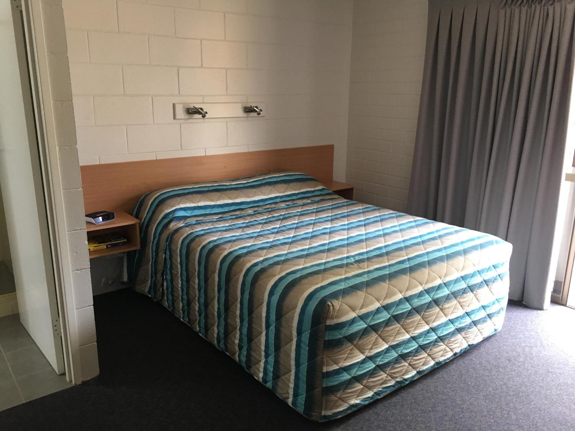 Mundubbera Billabong Motor Inn חדר תמונה