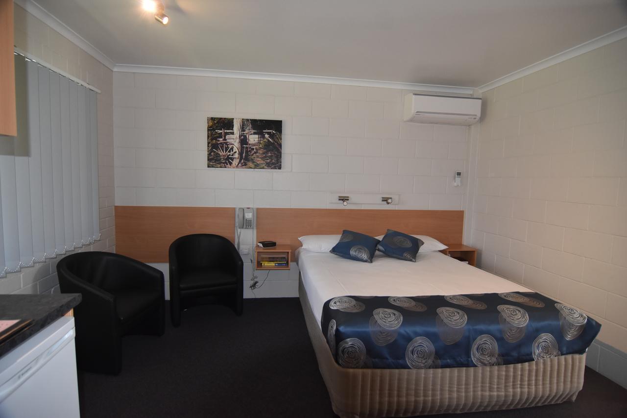 Mundubbera Billabong Motor Inn מראה חיצוני תמונה