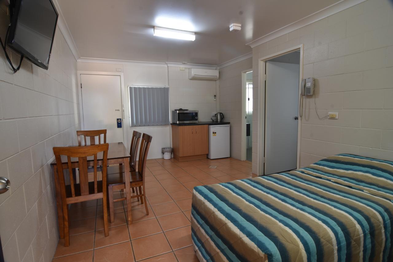 Mundubbera Billabong Motor Inn מראה חיצוני תמונה