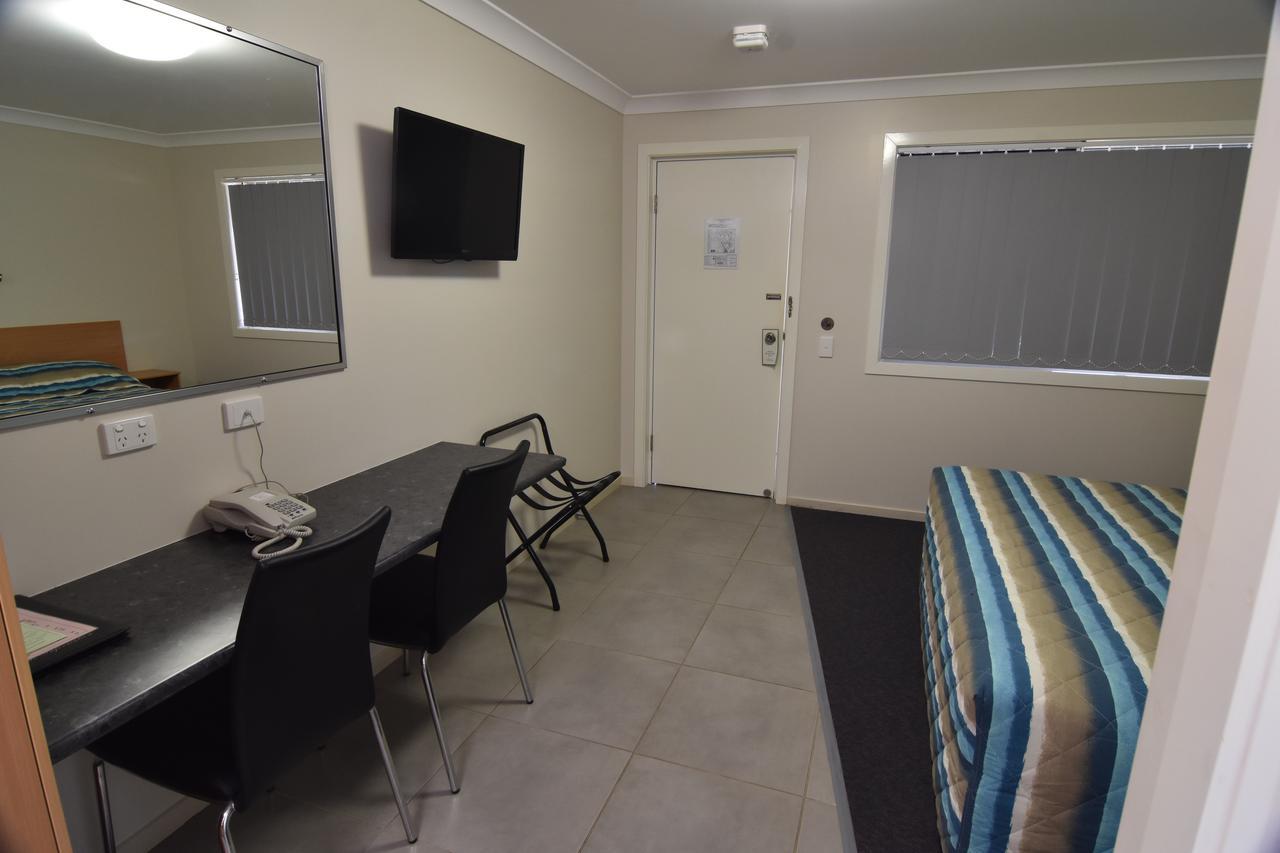 Mundubbera Billabong Motor Inn מראה חיצוני תמונה