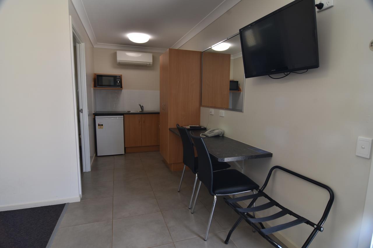 Mundubbera Billabong Motor Inn מראה חיצוני תמונה